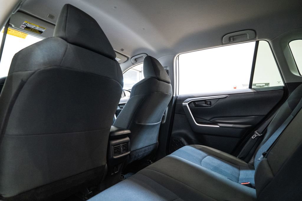 Used 2023 Toyota RAV4 LE image 14