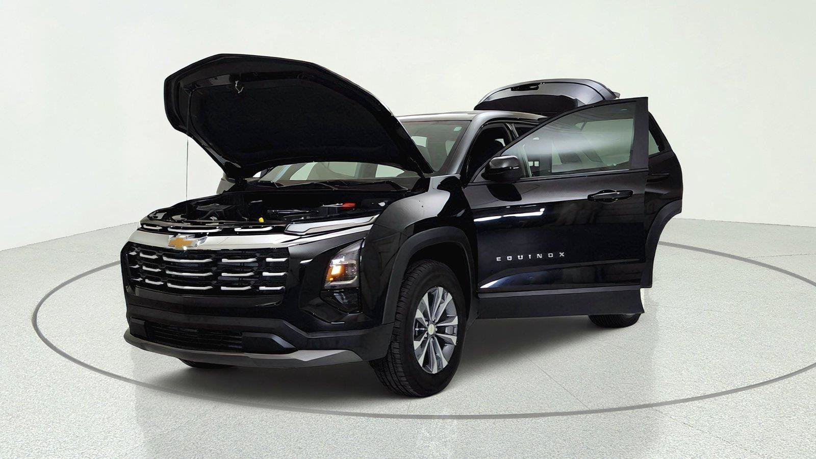 Used 2025 Chevrolet Equinox LT FWD image 10