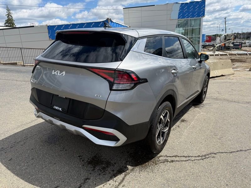 Certified 2025 Kia Sportage LX image 7
