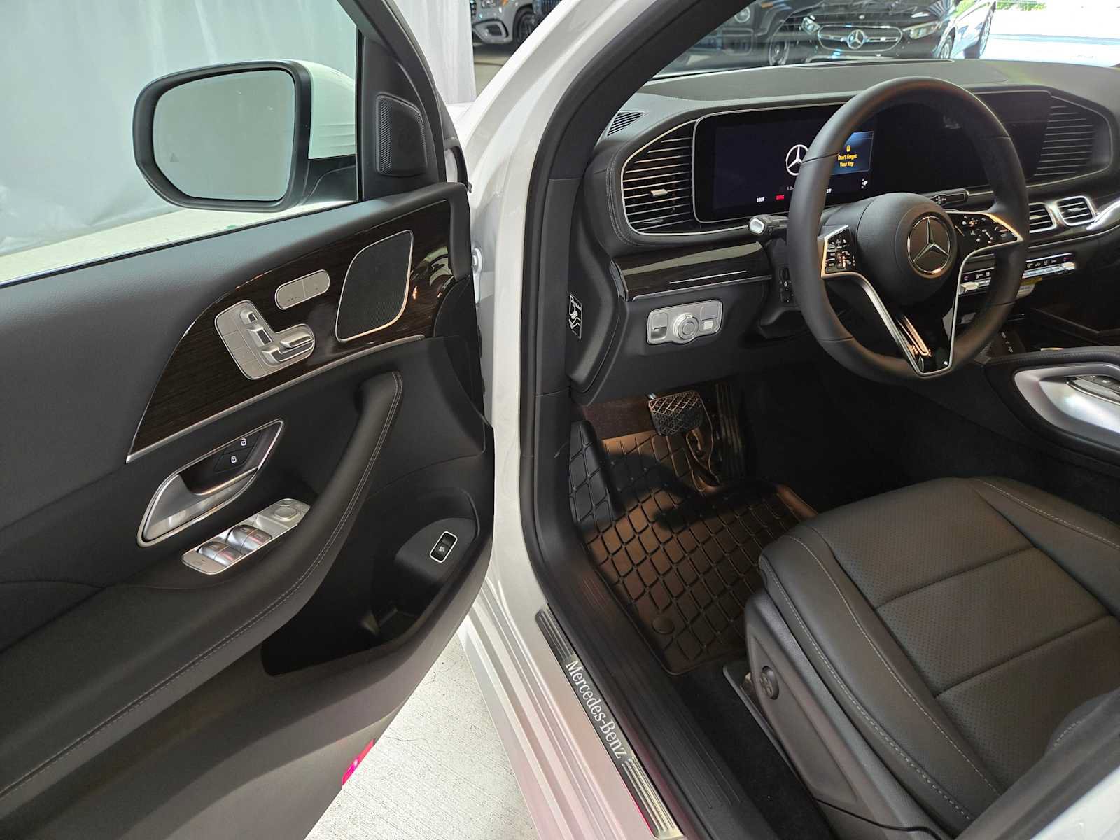 New 2026 Mercedes-Benz GLE 450 4MATIC Coupe image 19