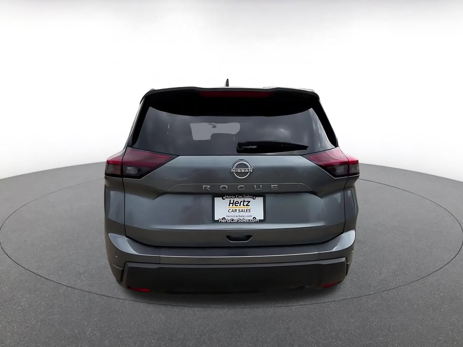 Used 2025 Nissan Rogue SV FWD image 12