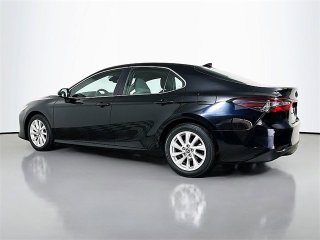 Used 2024 Toyota Camry LE image 5