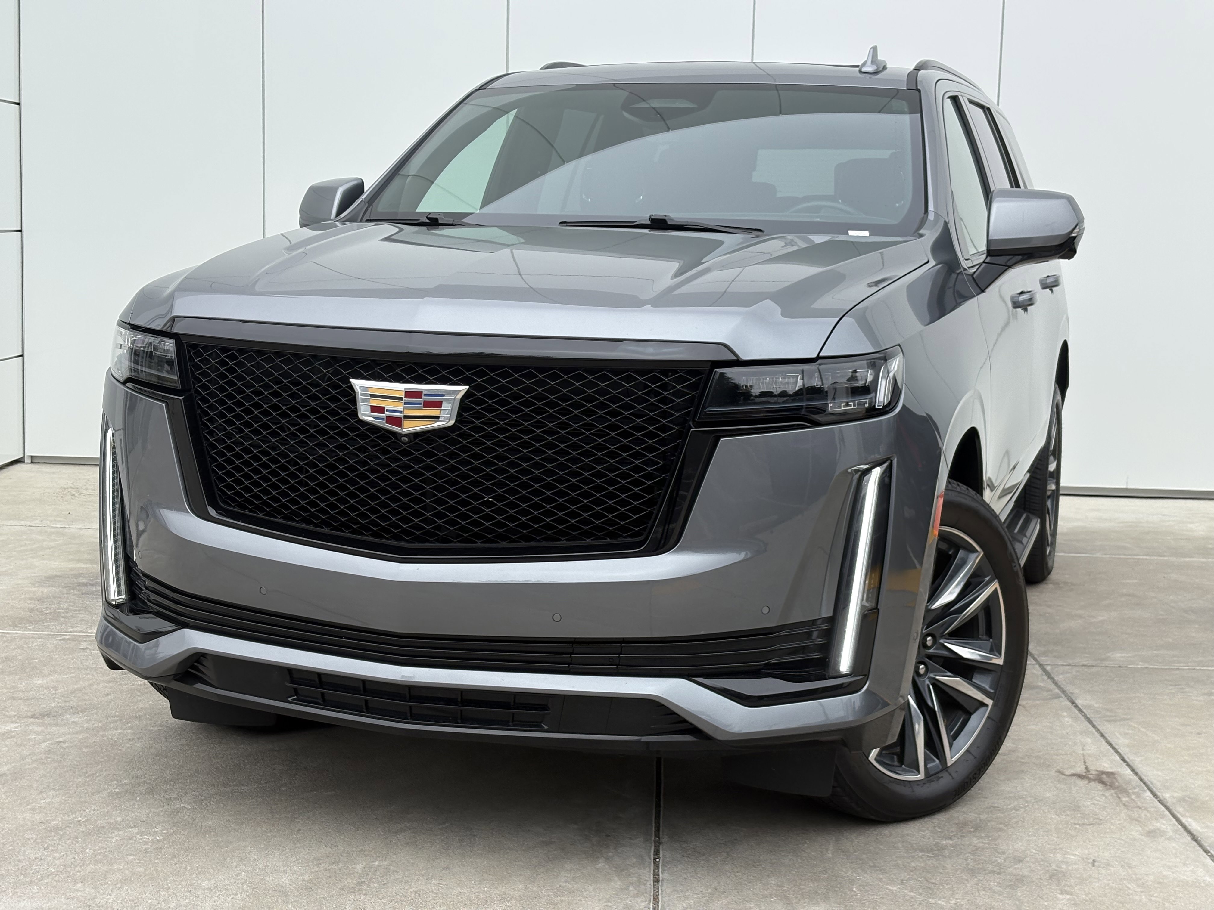 Used 2021 Cadillac Escalade Sport AWD/4WD image 1