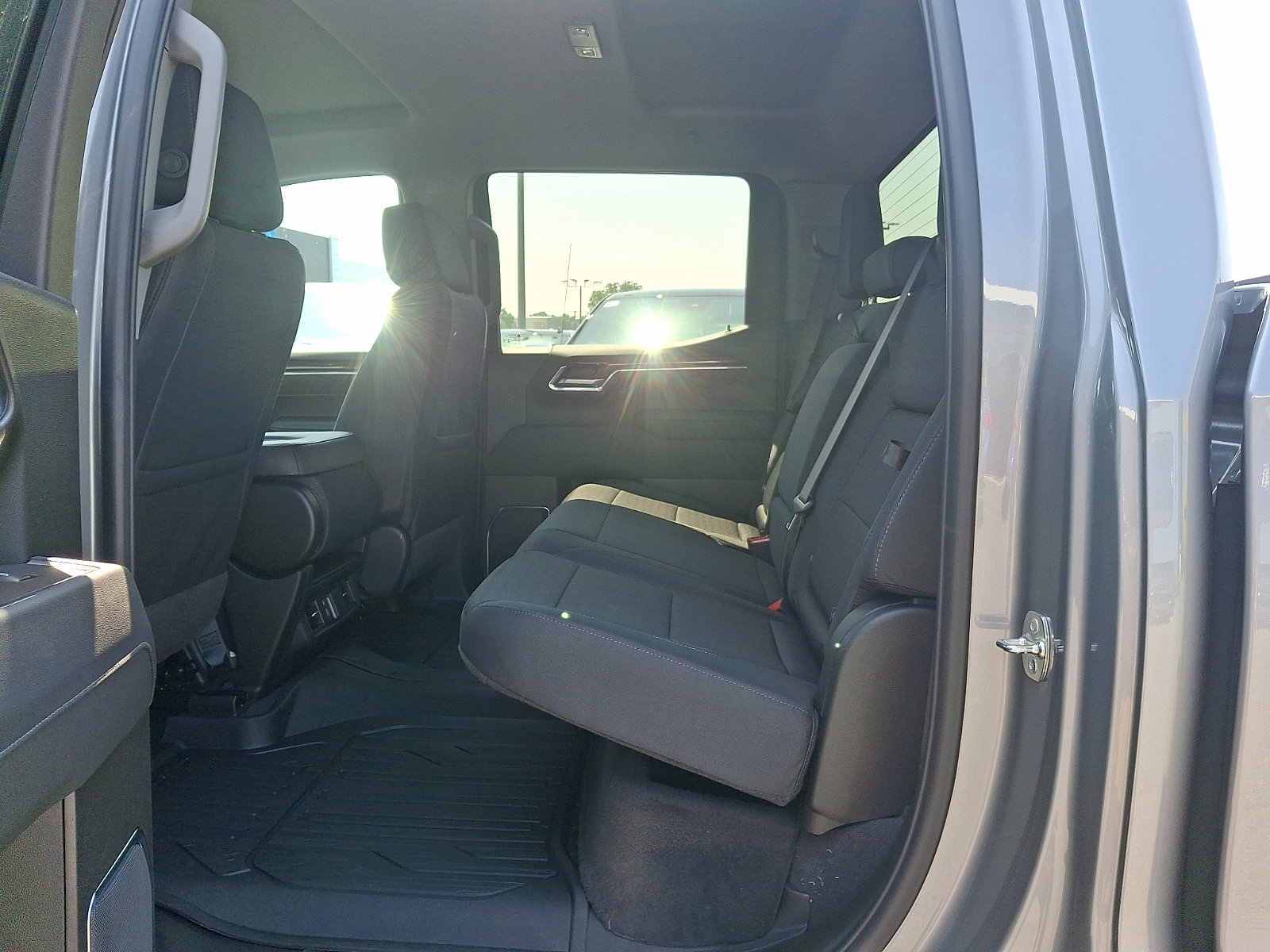 New 2026 GMC Sierra 1500 Elevation w/ Elevation Select Package AWD/4WD image 5