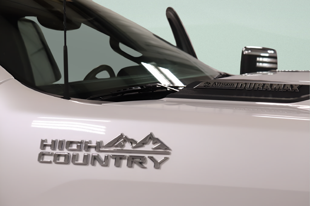 Used 2024 Chevrolet Silverado 2500 High Country w/ High Country Premium Package AWD/4WD image 32