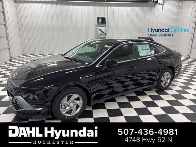 Used 2026 Hyundai Sonata SE FWD image 1