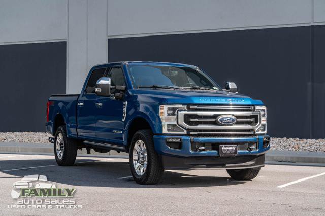 Used 2022 Ford F250 Platinum w/ FX4 Off-Road Package AWD/4WD image 14