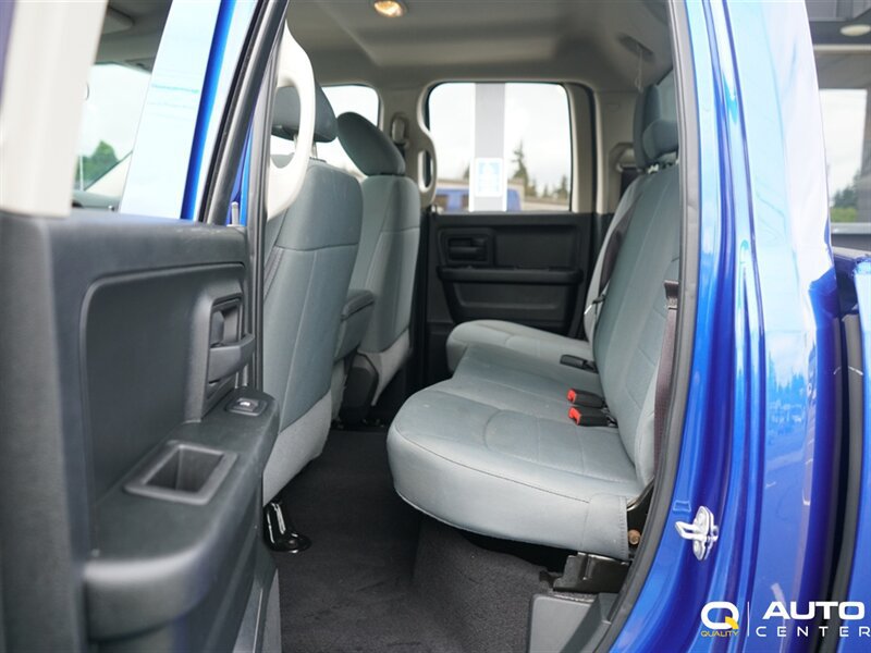 Used 2018 RAM 1500 ST w/ SXT Appearance Group AWD/4WD image 23