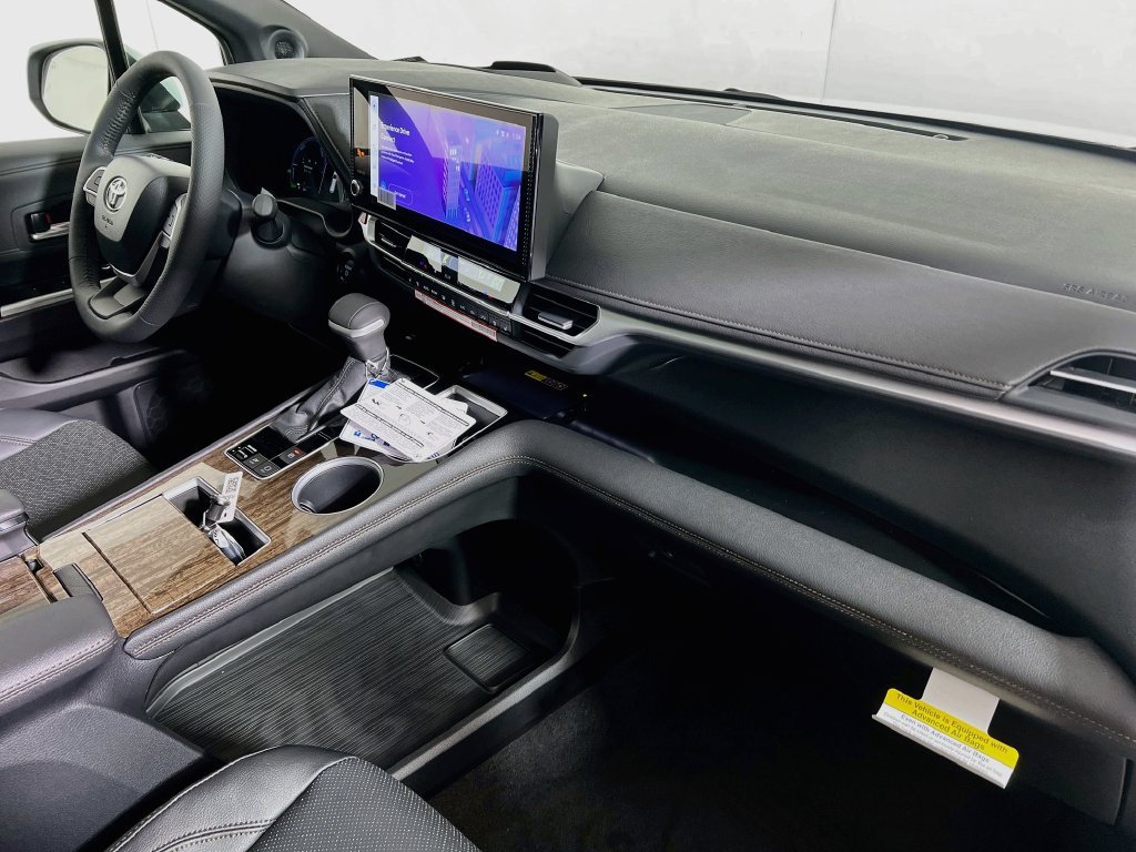 New 2026 Toyota Sienna Platinum AWD/4WD image 22