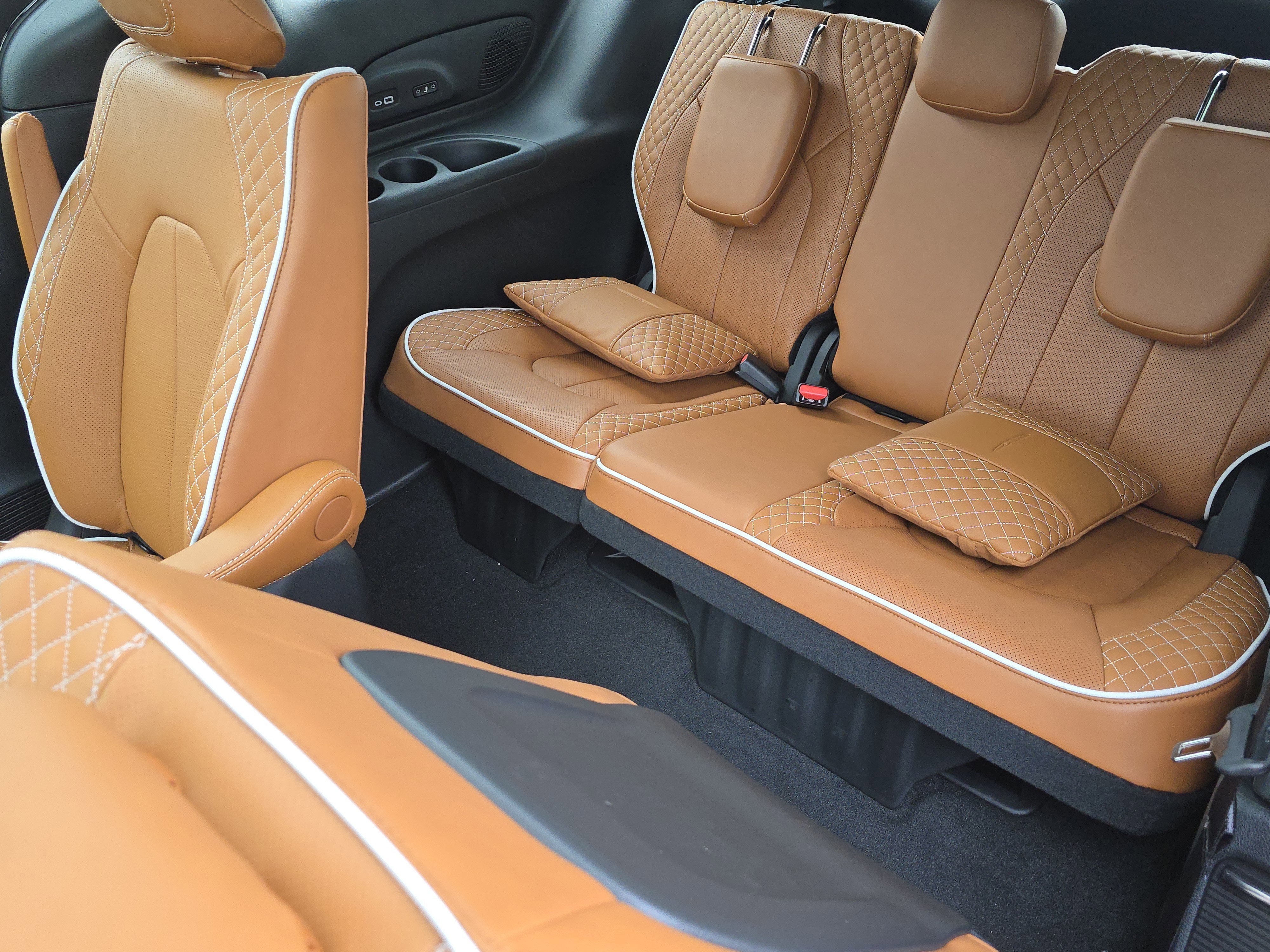 New 2026 Chrysler Pacifica Pinnacle w/ Trailer Tow Group image 24