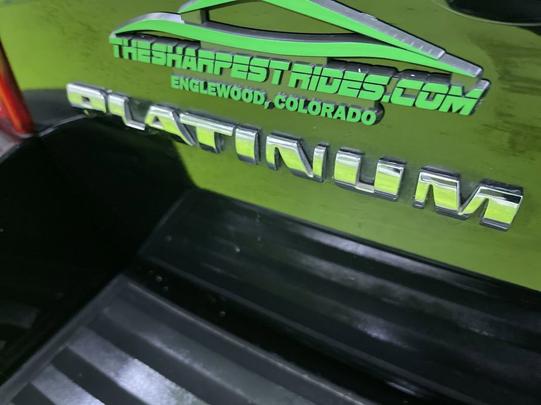 Used 2013 Cadillac Escalade Platinum image 12