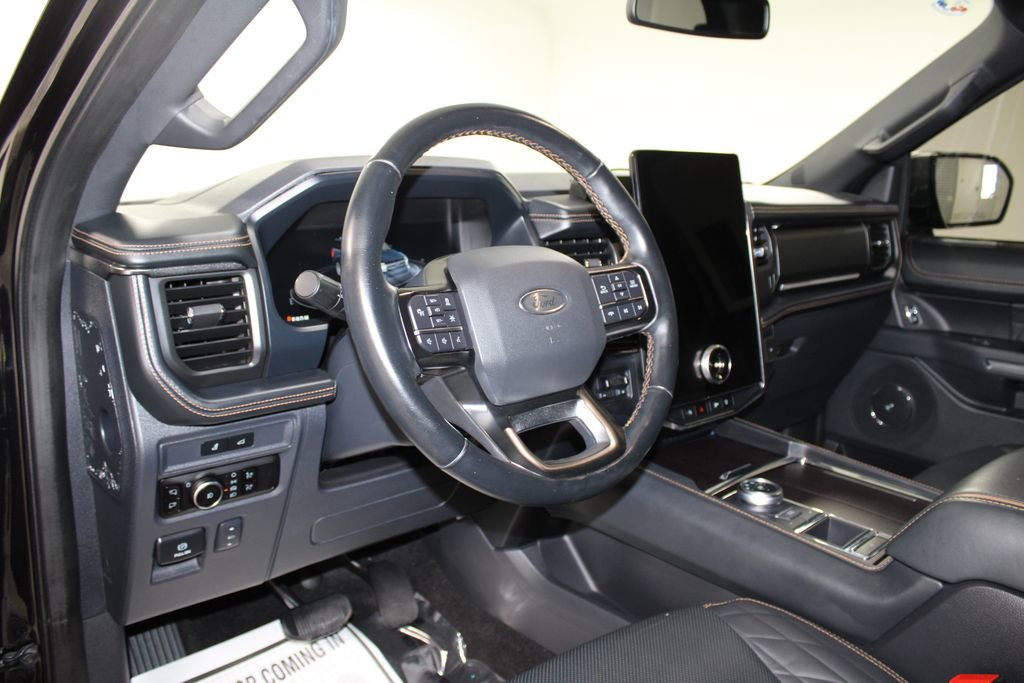 Used 2023 Ford Expedition Max Platinum image 24