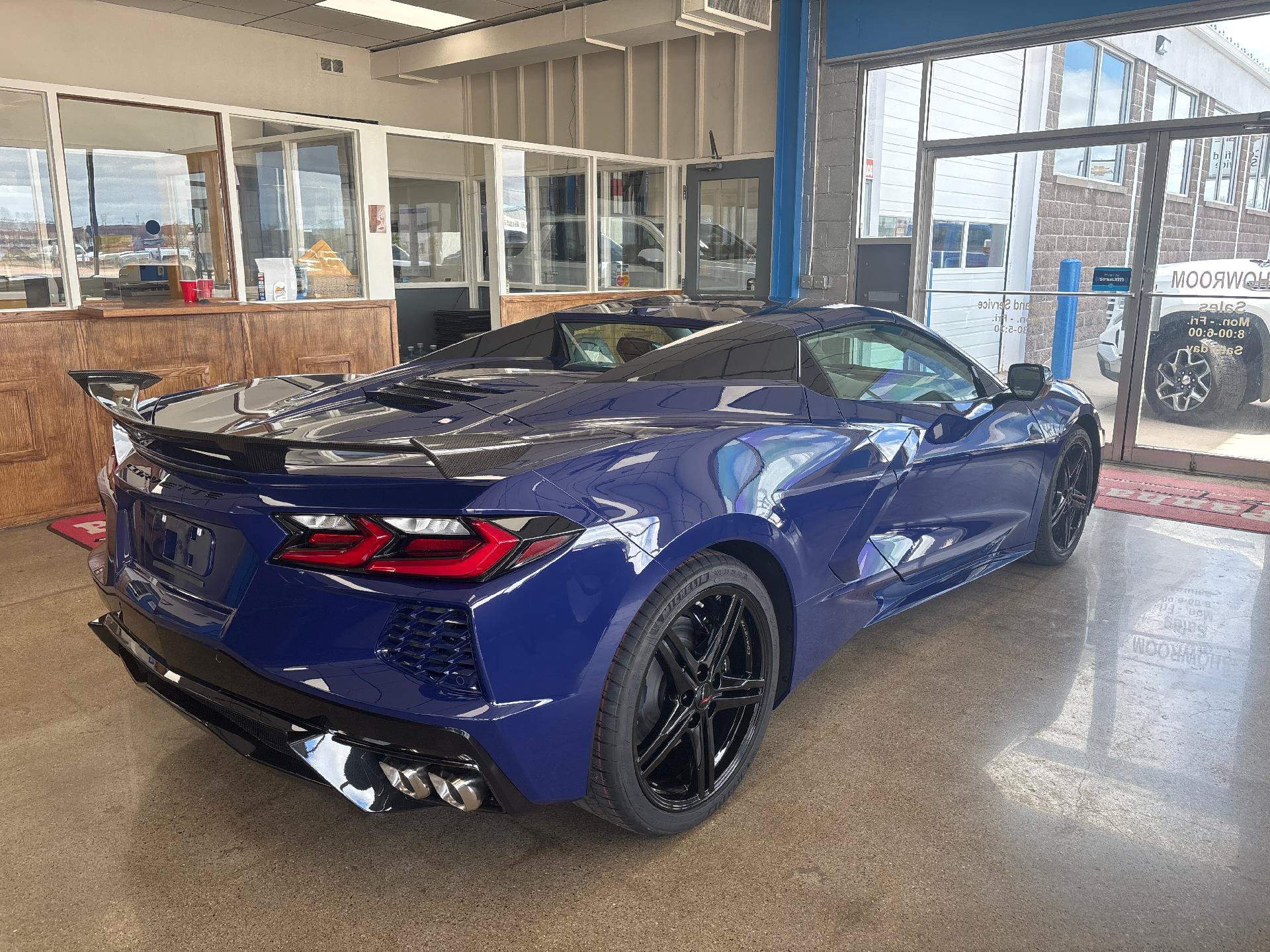 New 2026 Chevrolet Corvette Stingray Premium Conv w/ 3LT RWD image 4
