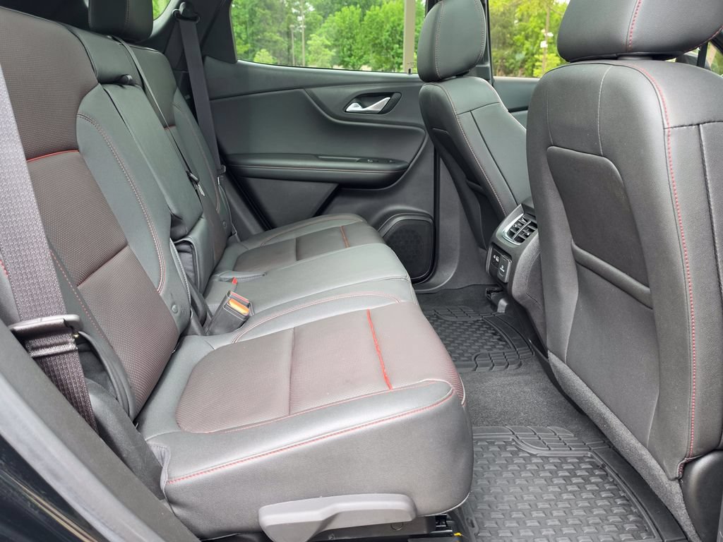 Certified 2024 Chevrolet Blazer RS w/ Driver Confidence II Package FWD image 30