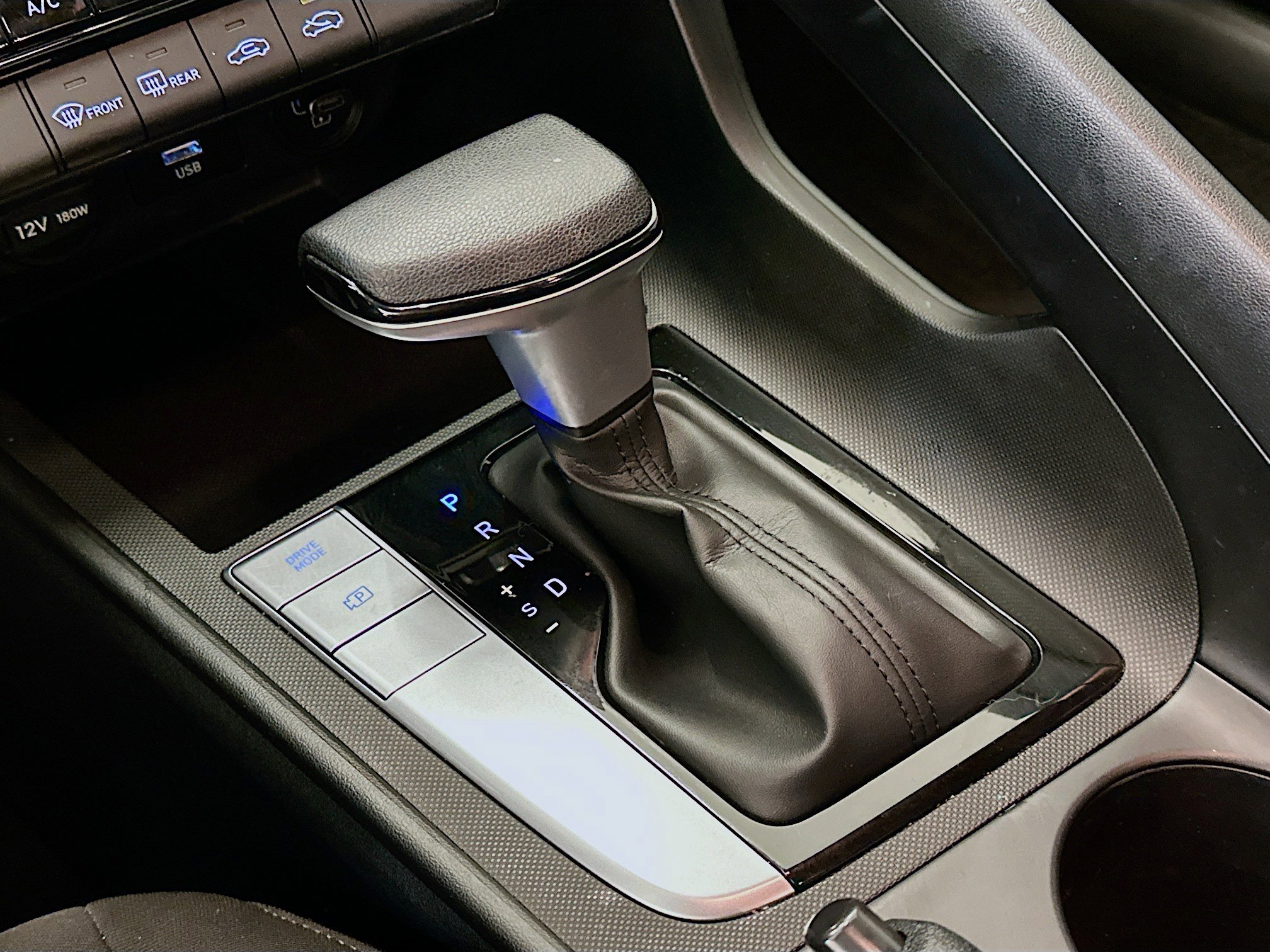 Used 2022 Hyundai Elantra SEL image 24