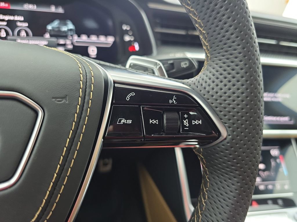 Used 2025 Audi RS 6 performance image 18