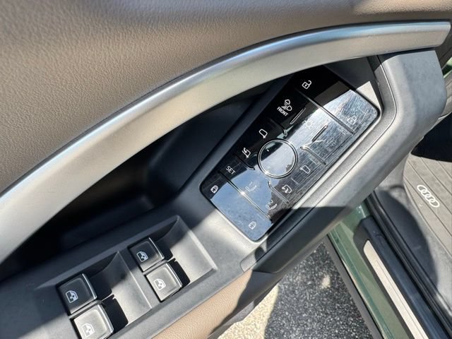 Certified 2025 Audi Q5 Premium w/ Premium Plus AWD/4WD image 44
