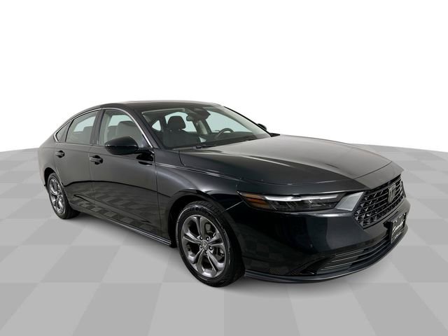 Used 2024 Honda Accord EX image 2