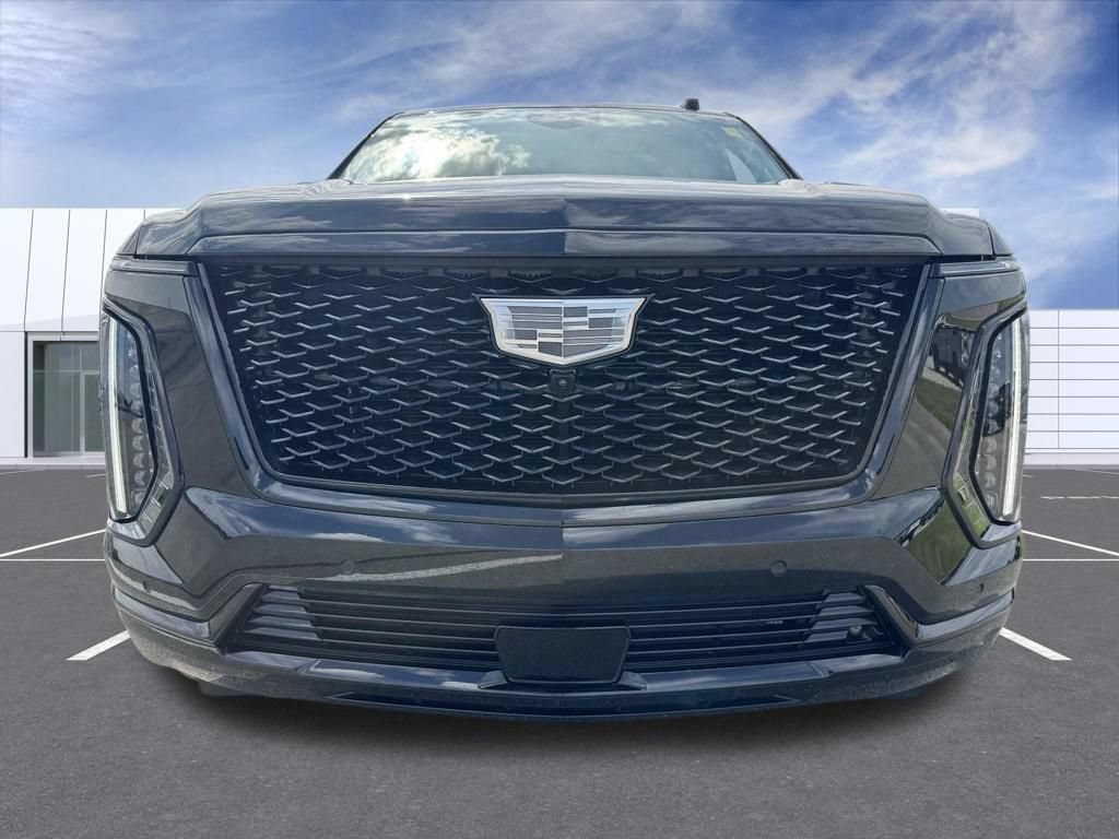 Certified 2025 Cadillac Escalade Sport Platinum w/ LPO, ONYX Package AWD/4WD image 7