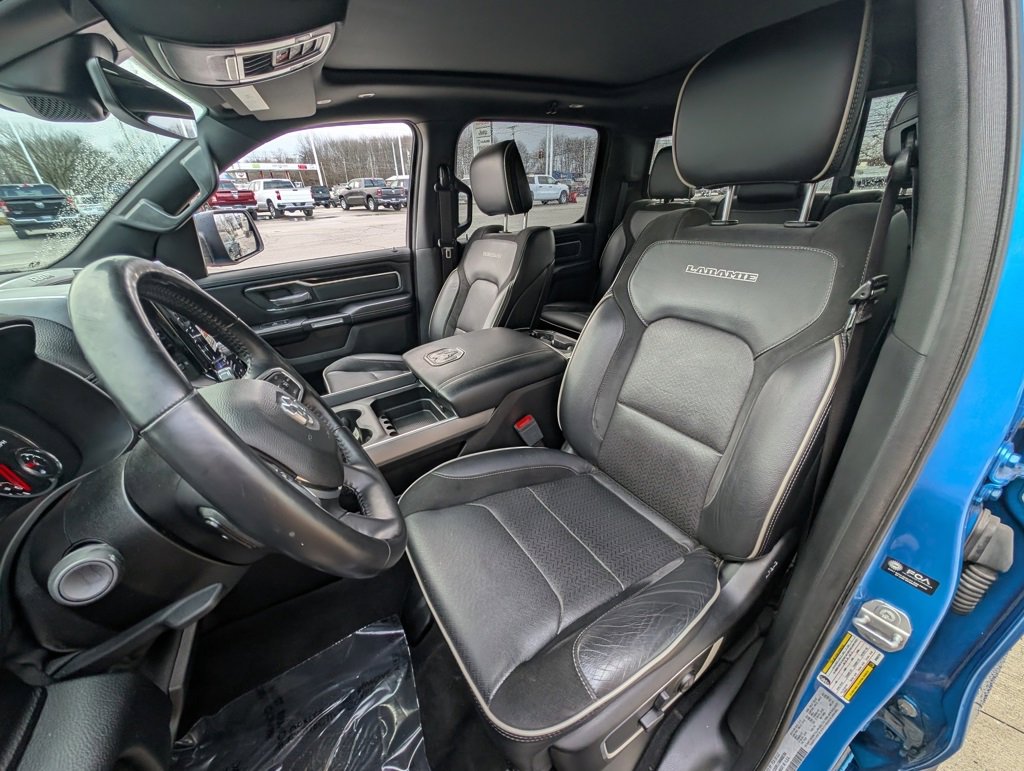 Used 2021 RAM 1500 Laramie w/ Sport Appearance Package image 12