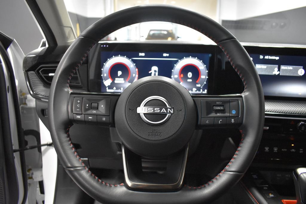 Certified 2025 Nissan Kicks SR image 23
