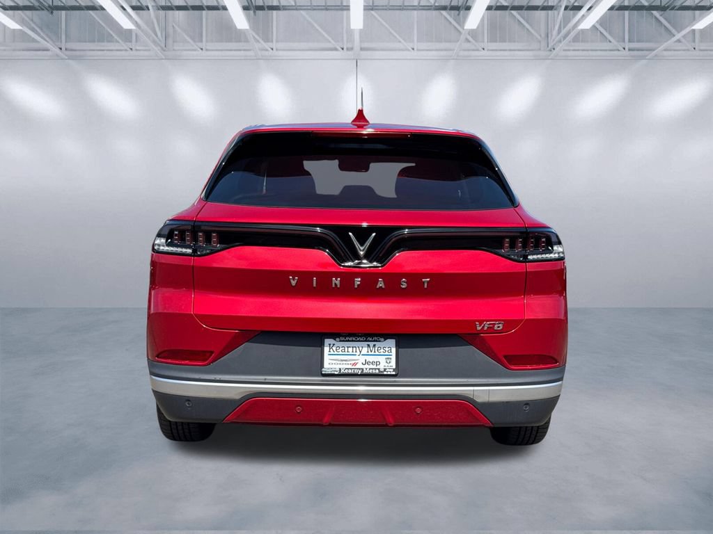 New 2025 VinFast VF 8 Eco AWD/4WD image 4