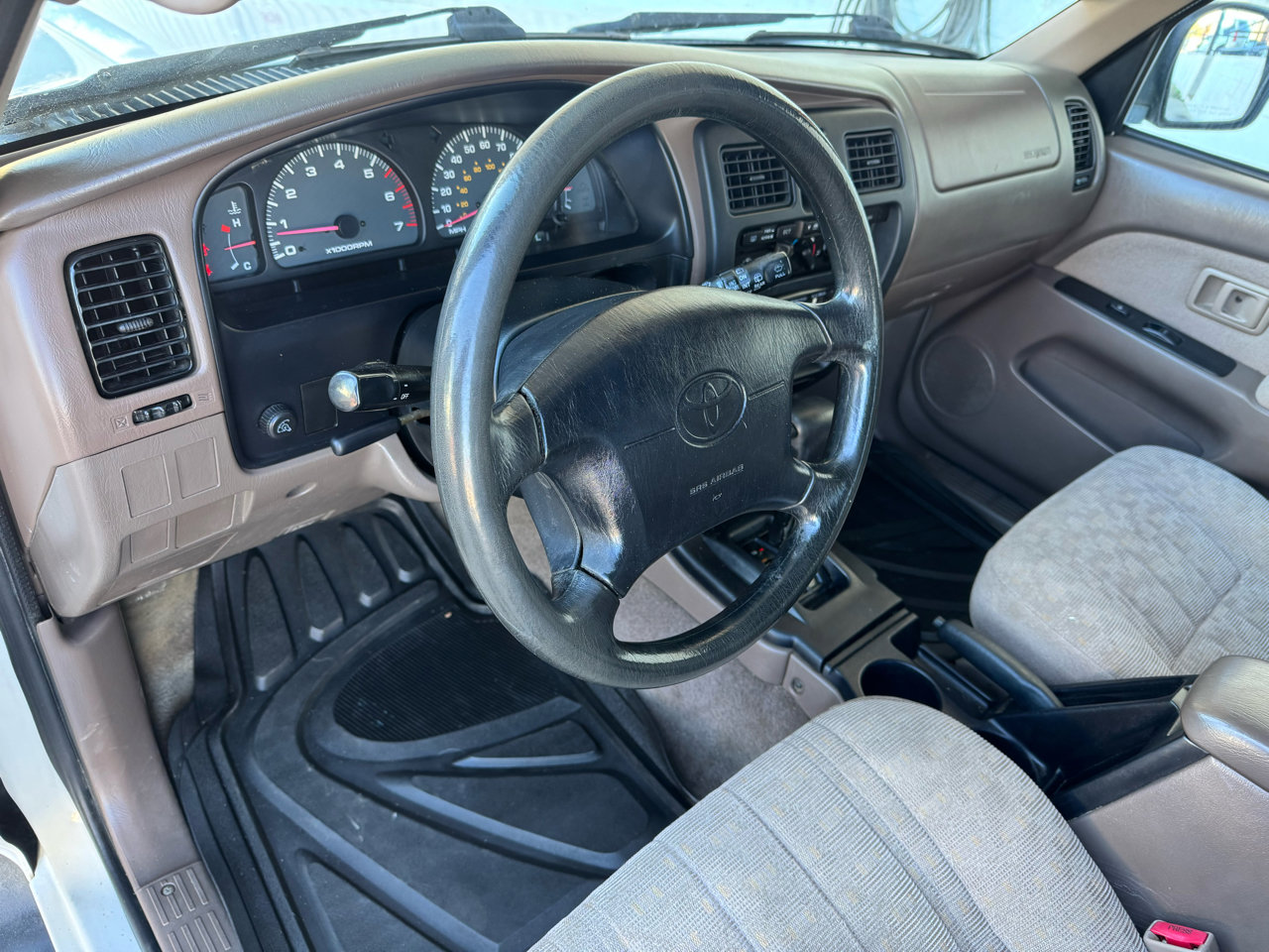 Used 2000 Toyota 4Runner 2WD image 12