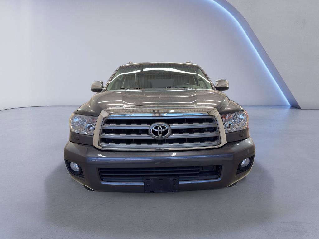 Used 2015 Toyota Sequoia Platinum AWD/4WD image 2