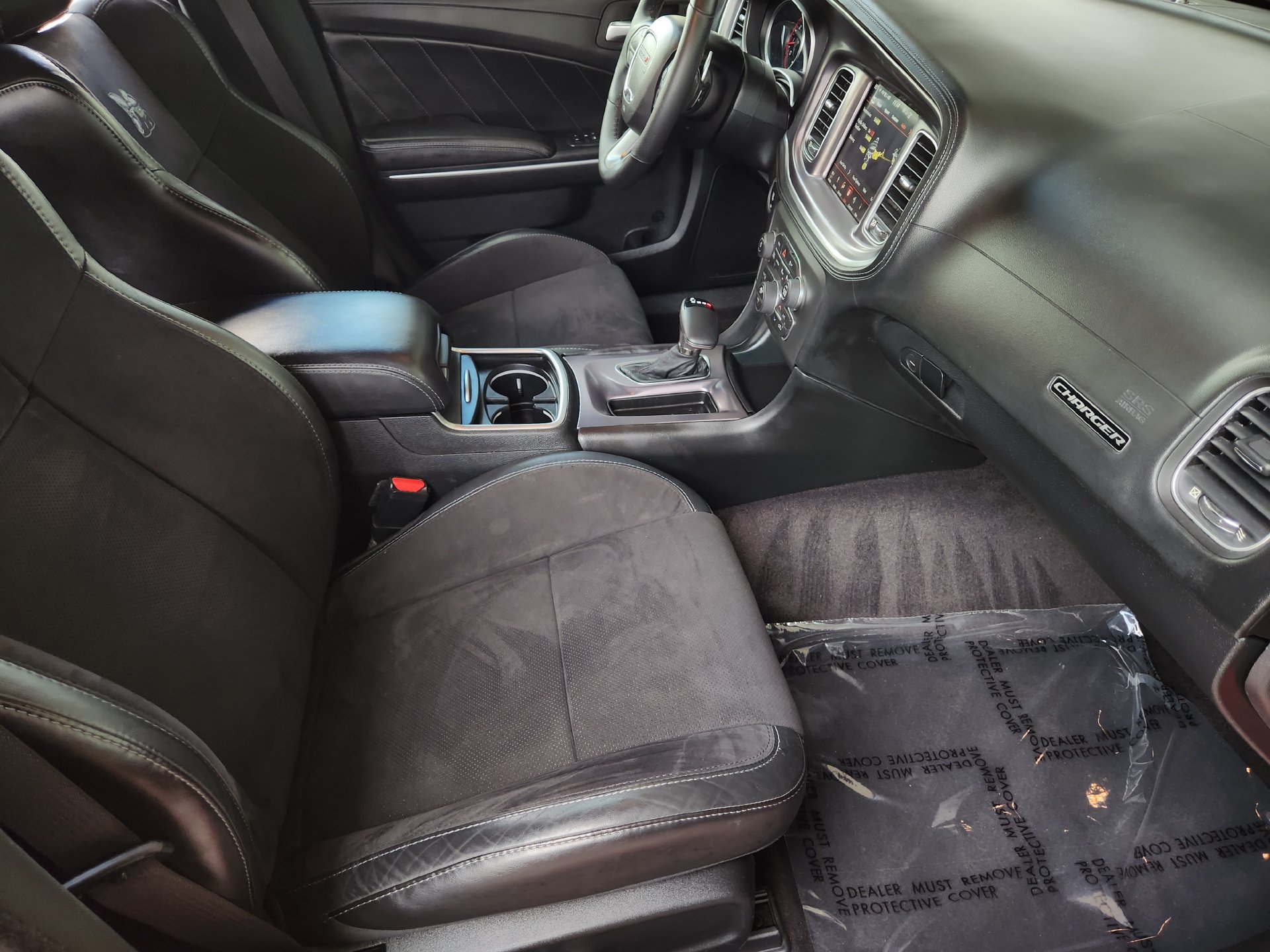 Used 2019 Dodge Charger Scat Pack w/ Technology Group RWD image 3