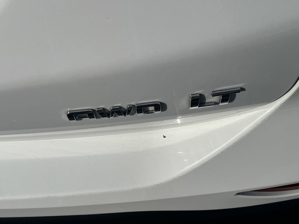 Used 2024 Chevrolet Equinox LT AWD/4WD image 34
