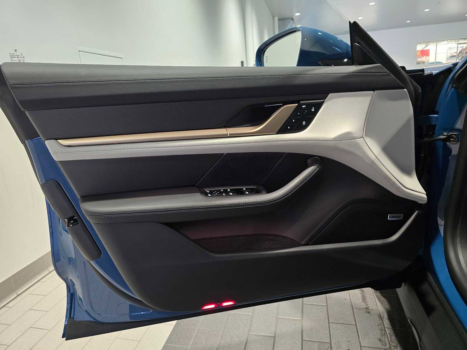 New 2026 Porsche Taycan Turbo S image 25