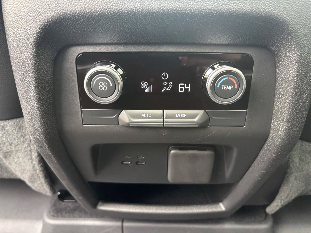 Used 2025 Buick Enclave Preferred w/ Power Package AWD/4WD image 36