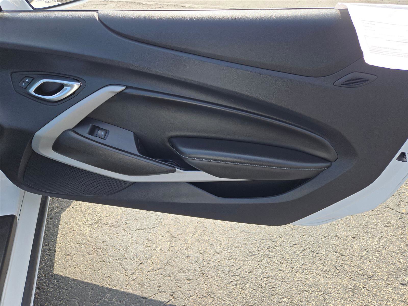 Used 2023 Chevrolet Camaro LT image 6