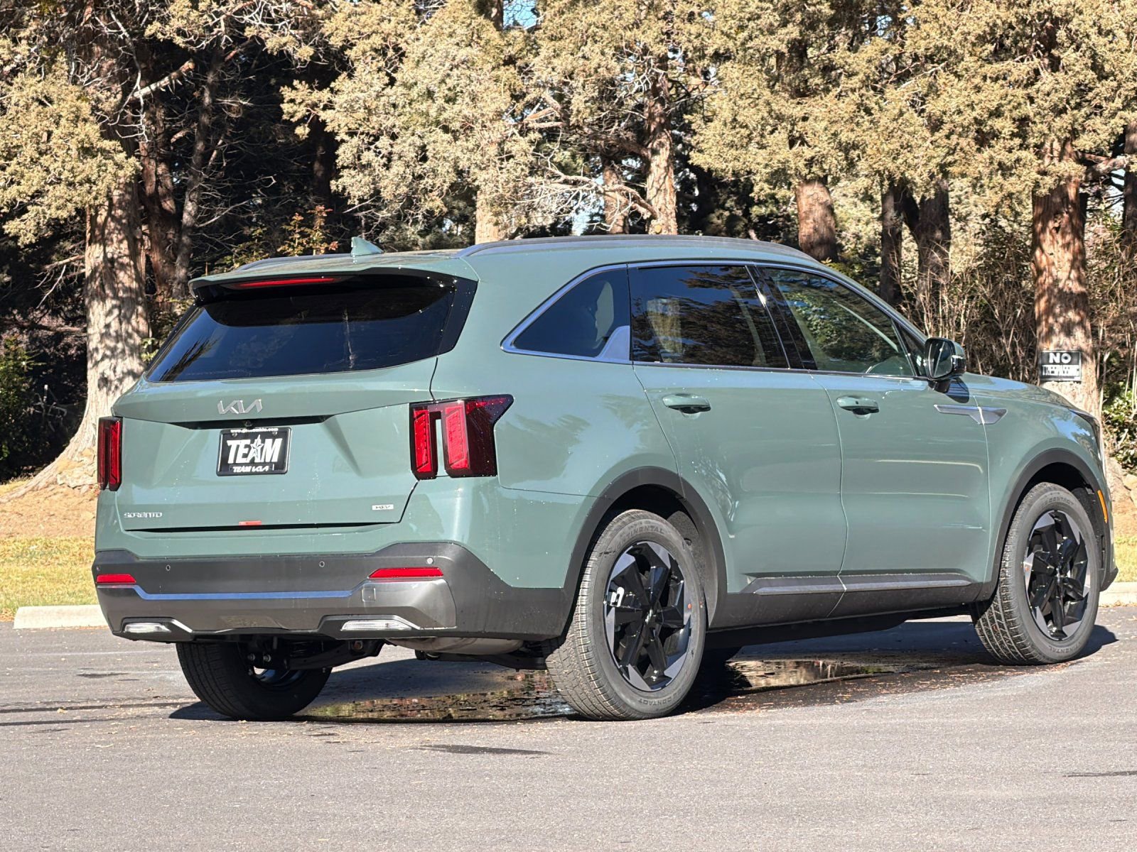 New 2026 Kia Sorento EX w/ EX Premium Package AWD/4WD image 4