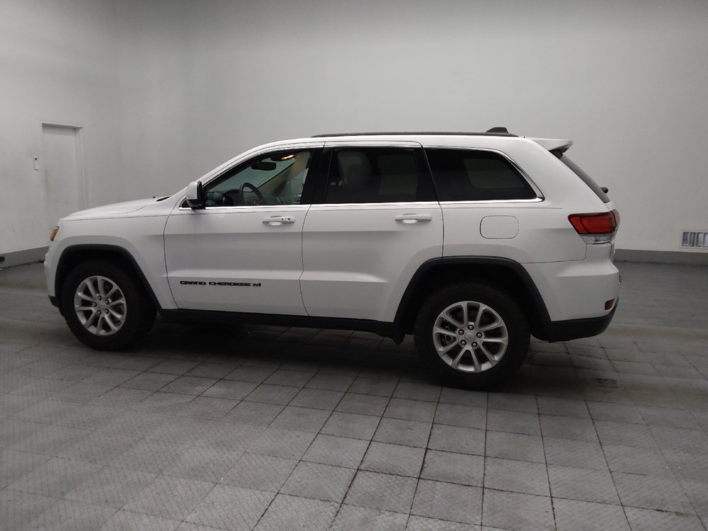 Used 2022 Jeep Grand Cherokee Laredo E RWD image 3