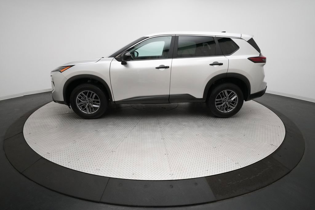 Certified 2024 Nissan Rogue S image 23