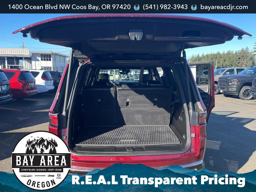 Used 2024 Jeep Wagoneer Series III image 16