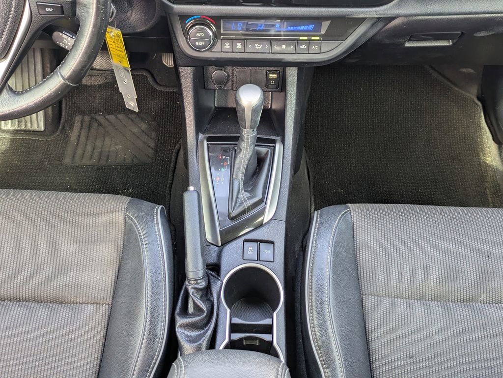 Used 2015 Toyota Corolla S image 19