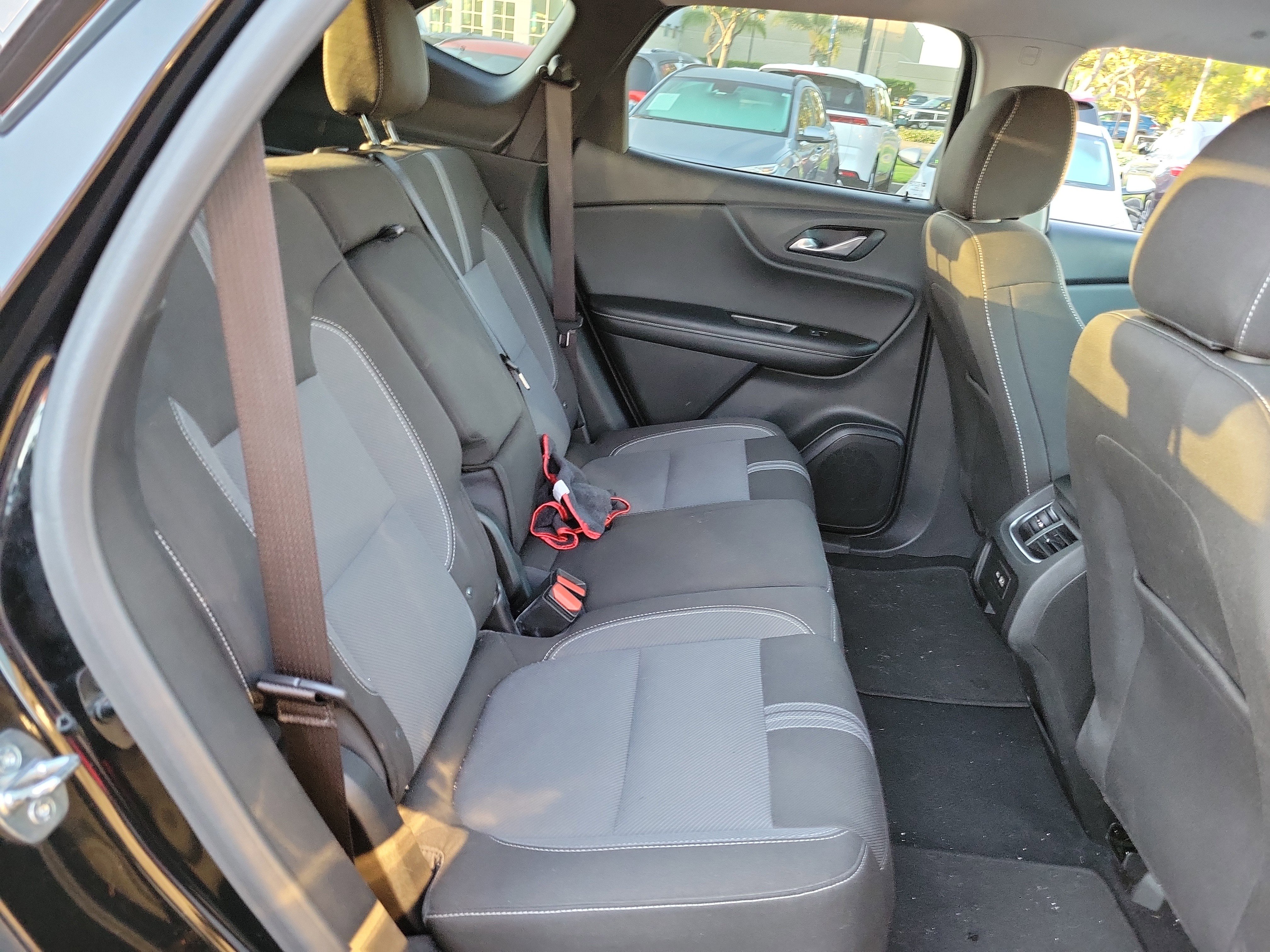 Used 2023 Chevrolet Blazer LT w/ Midnight/Sport Edition FWD image 24
