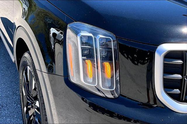 Used 2024 Kia Telluride SX Prestige w/ Towing Package image 12
