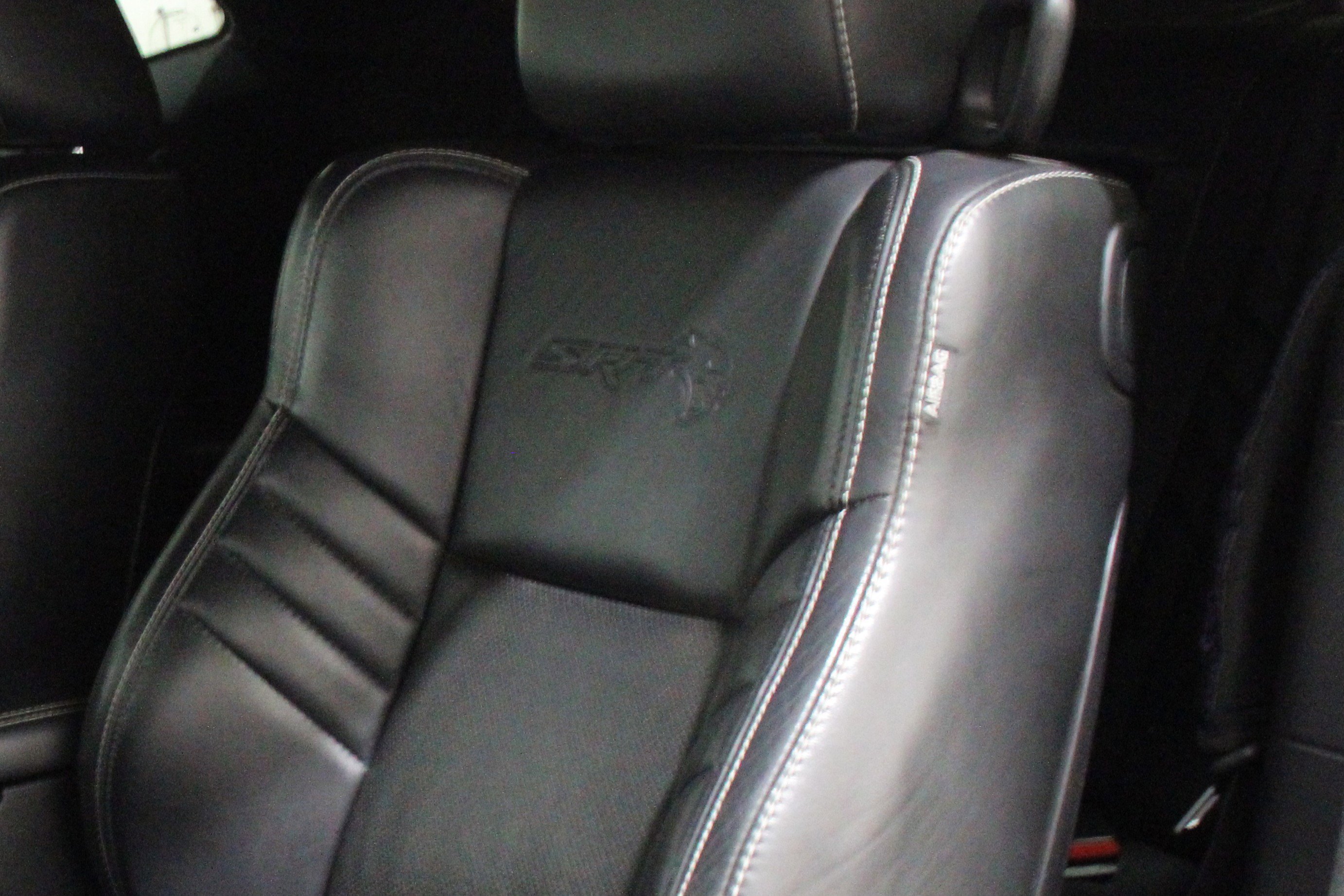 Used 2019 Dodge Challenger SRT Hellcat Redeye image 5