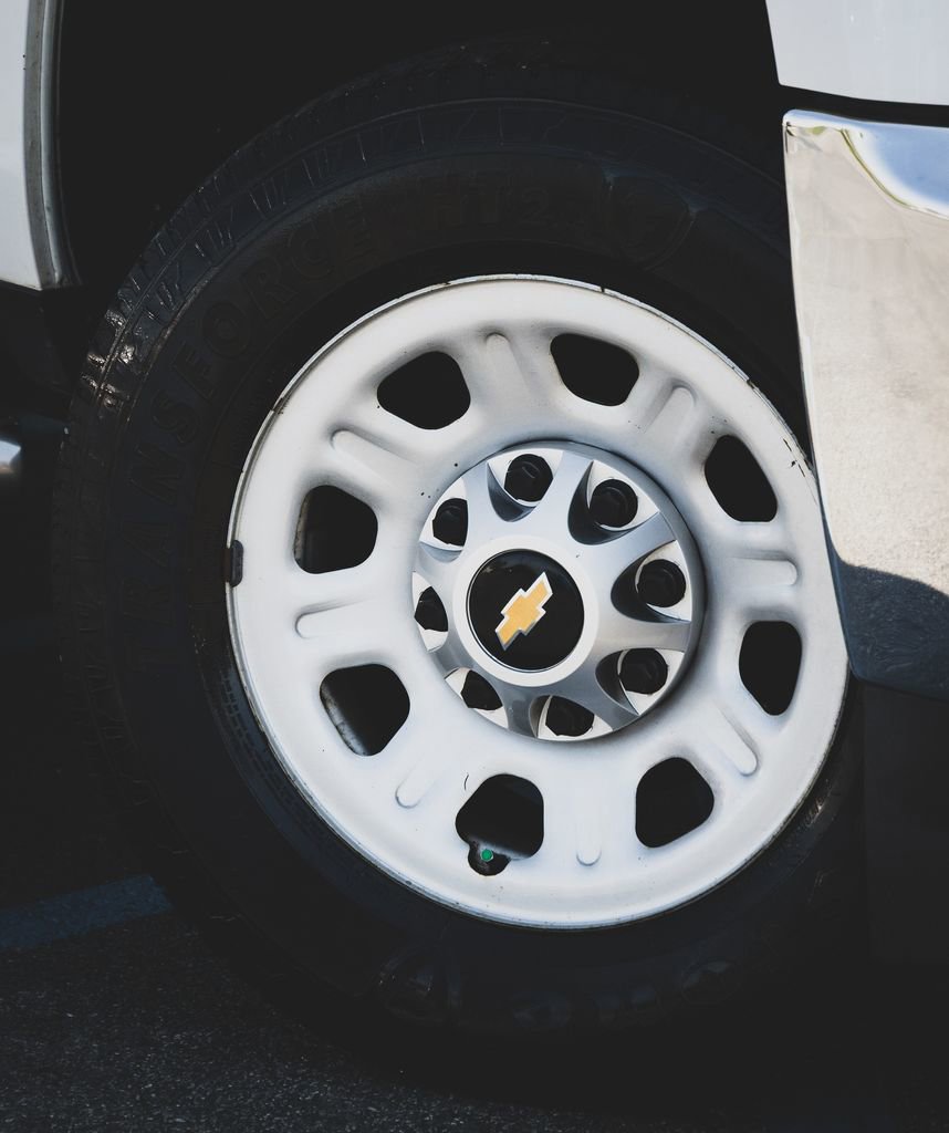 Used 2015 Chevrolet Silverado 3500 W/T w/ WT Convenience Package AWD/4WD image 2