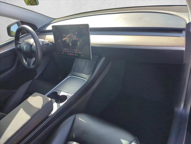 Used 2023 Tesla Model Y Long Range AWD/4WD image 27