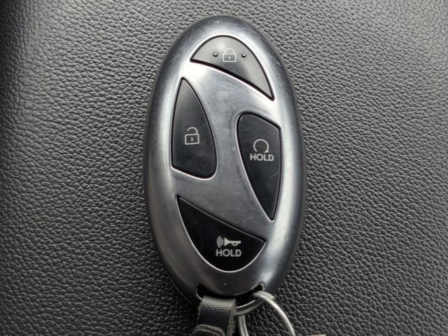 Used 2025 Hyundai Elantra SEL FWD image 33