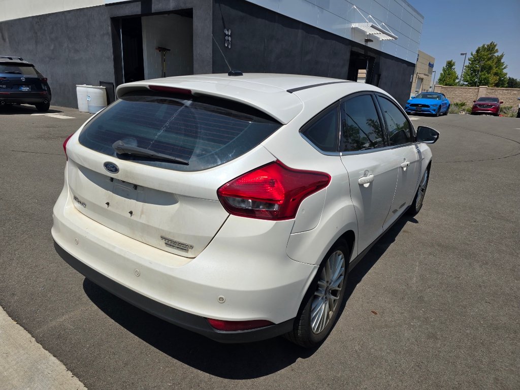 Used 2015 Ford Focus Titanium FWD image 16