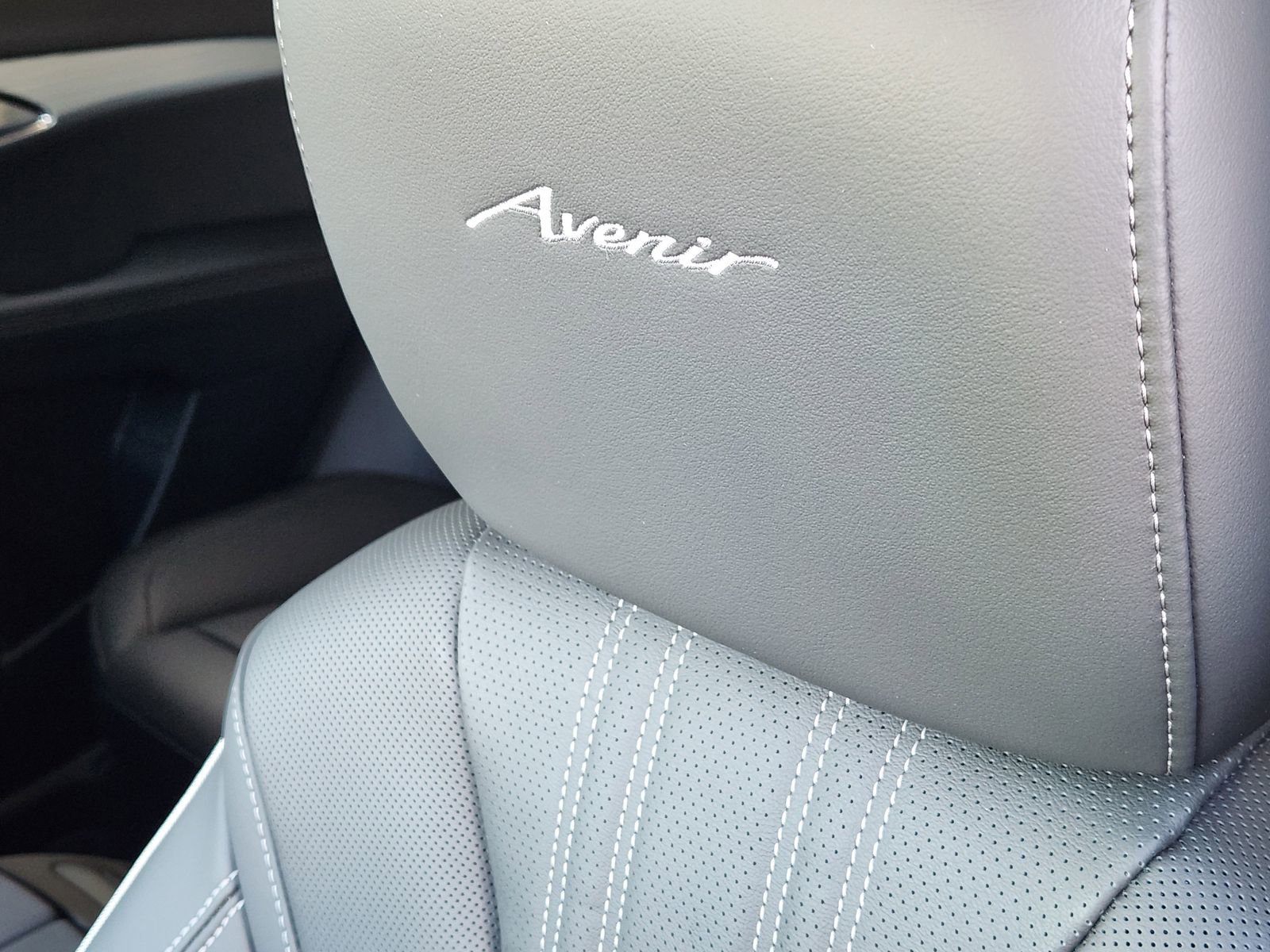 New 2026 Buick Envision Avenir AWD/4WD image 18