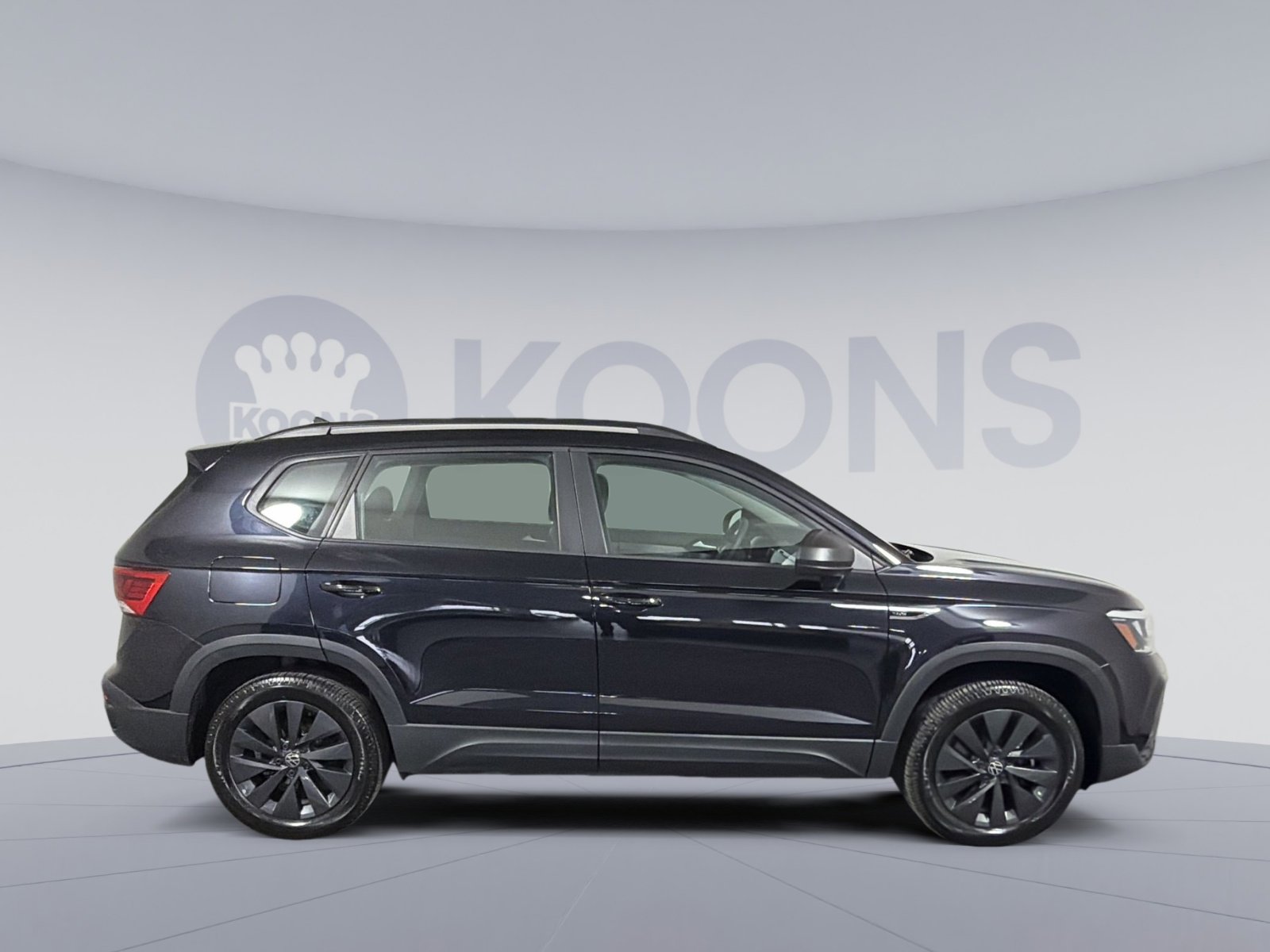 Used 2022 Volkswagen Taos S image 8