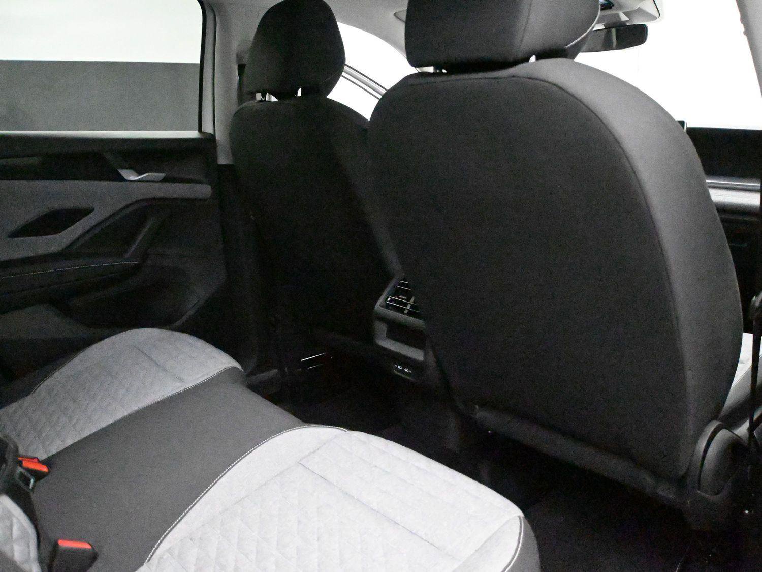 Certified 2025 Volkswagen Tiguan S image 21