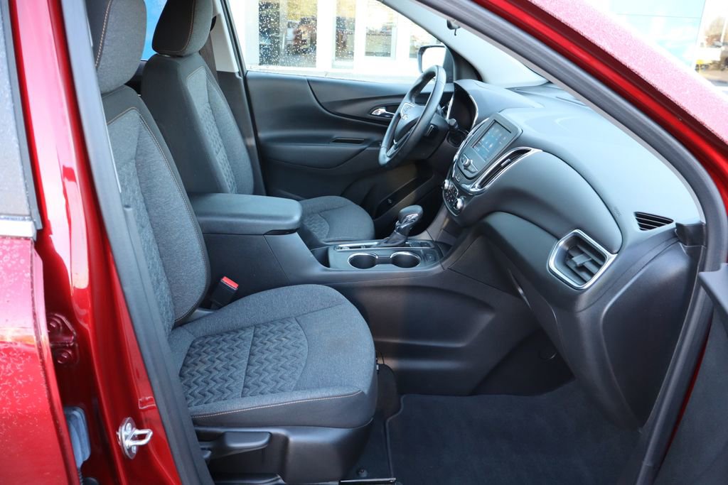 Used 2023 Chevrolet Equinox LT image 12