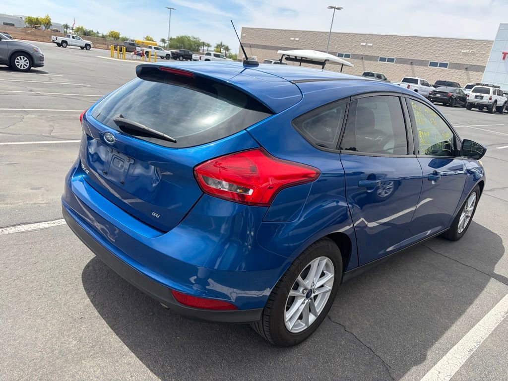 Used 2018 Ford Focus SE image 2
